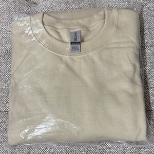 Gildan Men's Beige 2XL Crewneck Sweater